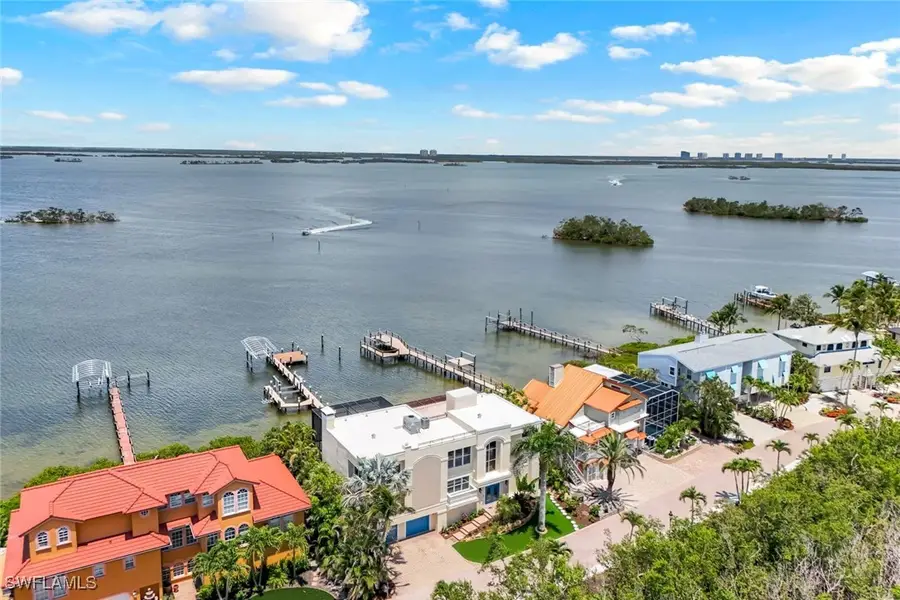 21421 Widgeon Terrace, Fort Myers Beach, FL 33931 - Image #2