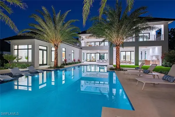 2145 Coach House Lane, Naples, FL 34105