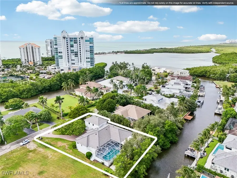 5106 Seahorse Avenue, Naples, FL 34103 - Image #2