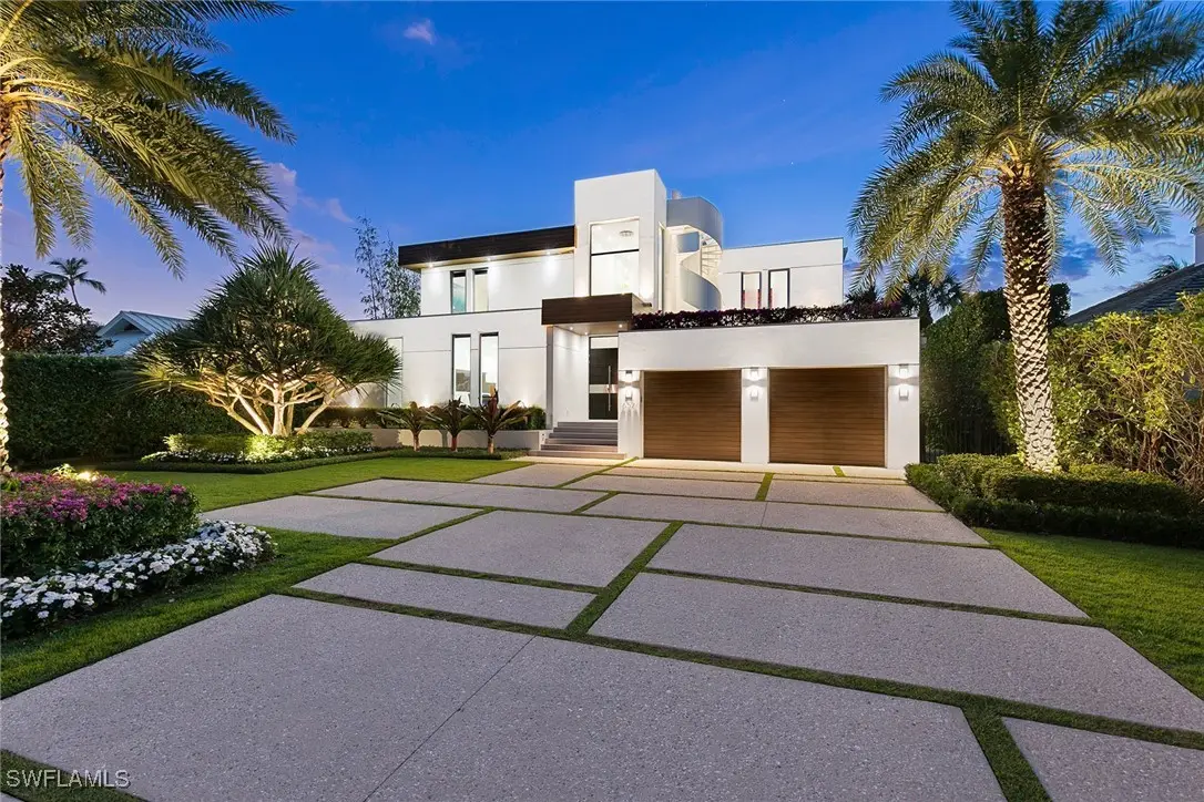 652 Bougainvillea Road, Naples, FL 34102 - #1