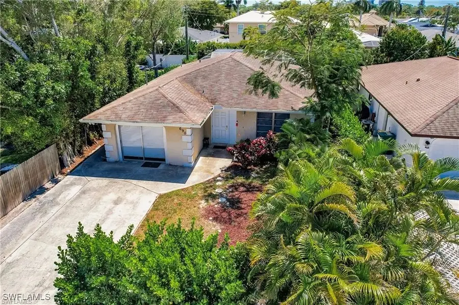 690 95th Avenue N, Naples, FL 34108 - Image #3