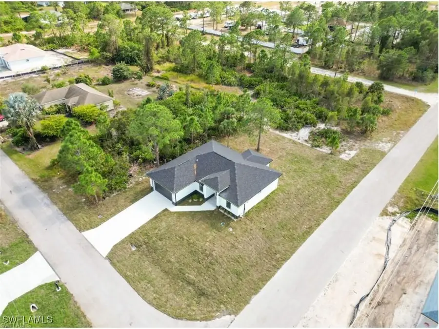 2911 37th Street W, Lehigh Acres, FL 33971 - Image #2