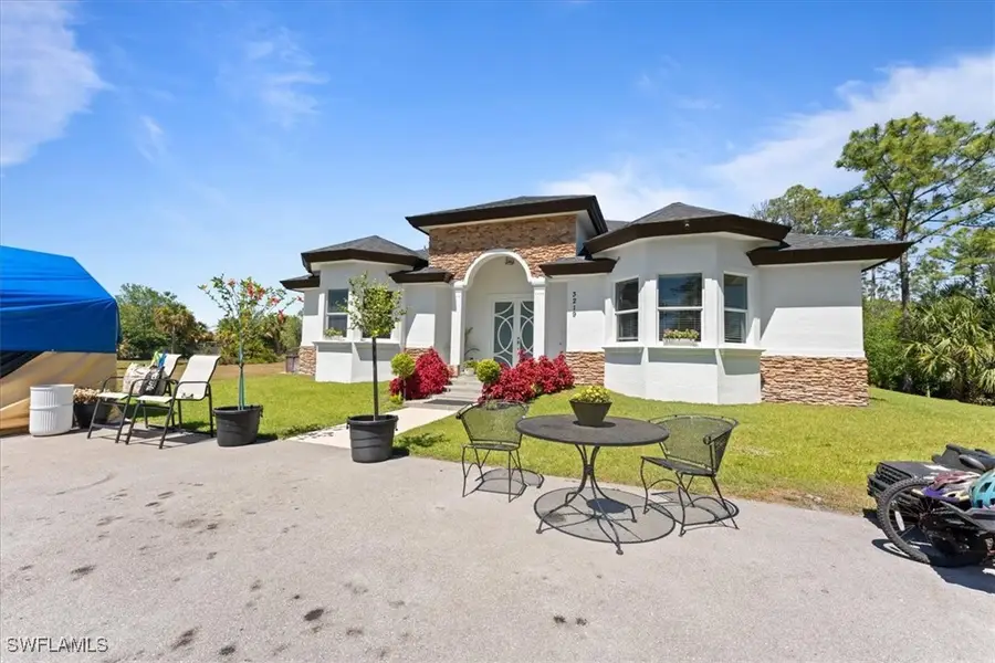 3219 64th Avenue Ne, Naples, FL 34120 - Image #2