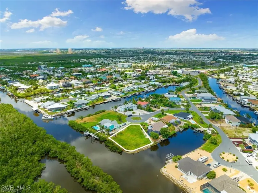 11485 Rebecca Circle, Fort Myers Beach, FL 33931 - Image #3