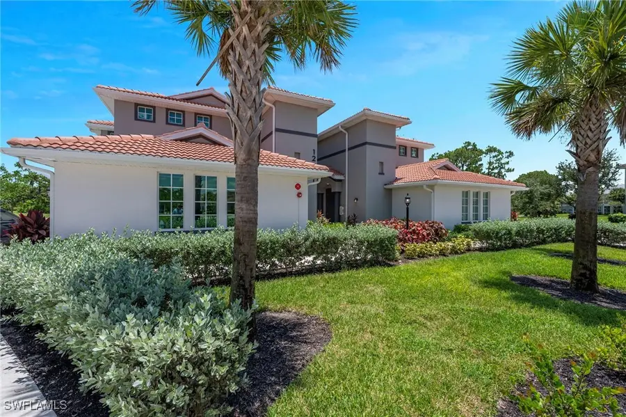 12061 Santaluz Drive #201, Fort Myers, FL 33913 - Image #3