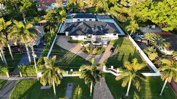 365 NW 132nd Avenue, Miami, FL 33182