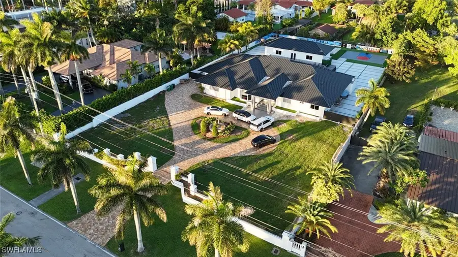 365 NW 132nd Avenue, Miami, FL 33182 - Image #2