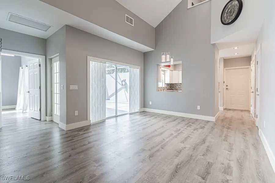 4544 Court Way #18D, Naples, FL 34109 - Image #2