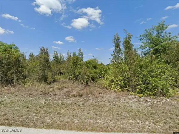 3002 58th Street W, Lehigh Acres, FL 33971