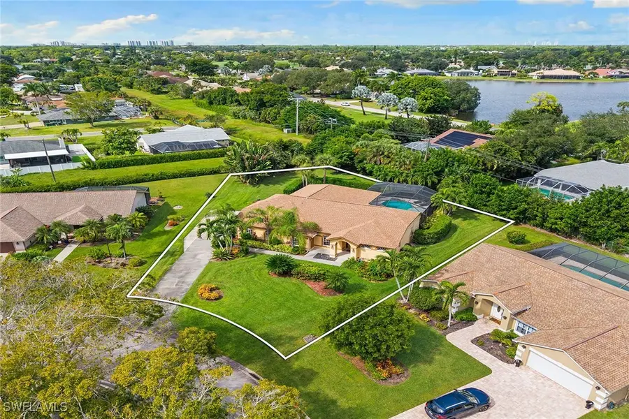 571 Raven Way, Naples, FL 34110 - Image #2