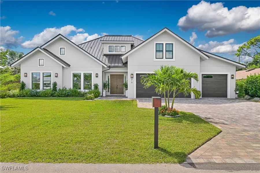 818 93rd Avenue N, Naples, FL 34108 - Image #2