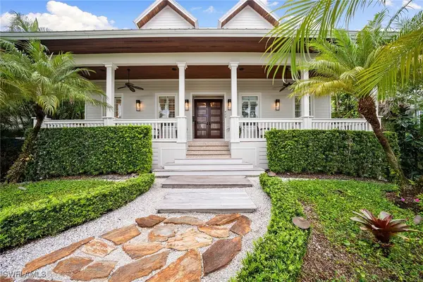 429 14th Avenue S, Naples, FL 34102