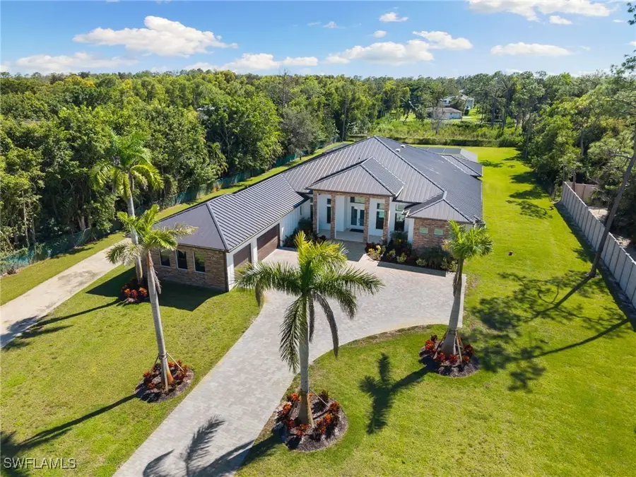 7040 Sable Ridge Lane, Naples, FL 34109 - Image #2