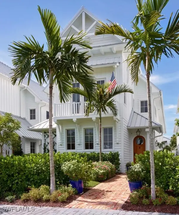 909 10th Avenue S, Naples, FL 34102