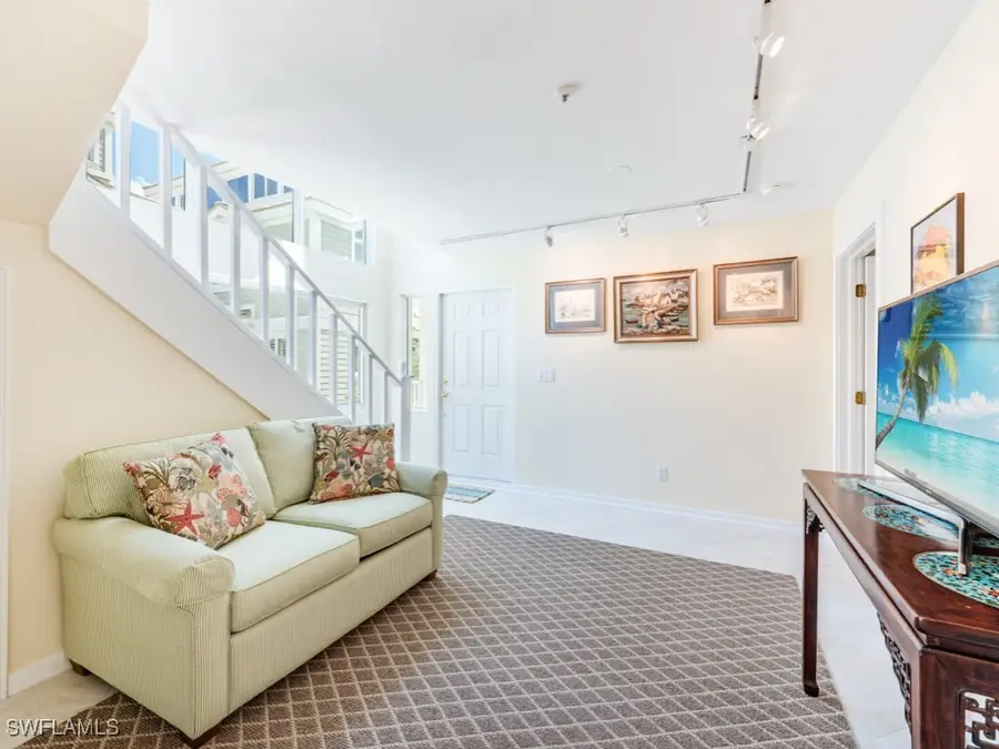 640 2nd Street S #2, Naples, FL 34102 - Image #3