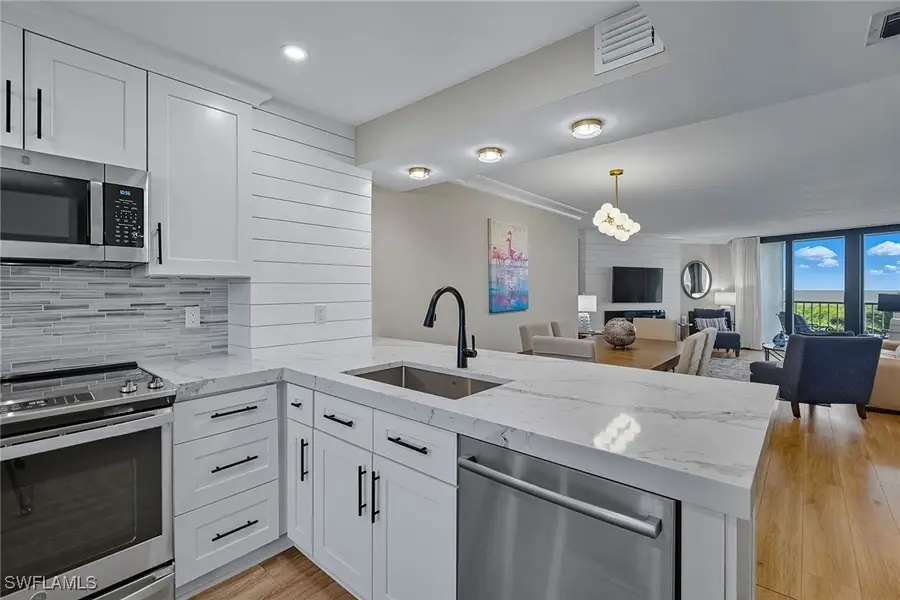 260 Seaview Court #601, Marco Island, FL 34145 - Image #3