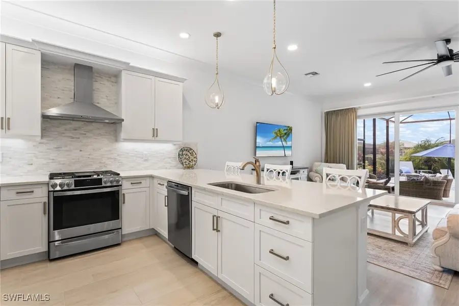 11555 Jacaranda Drive, Naples, FL 34120 - Image #3