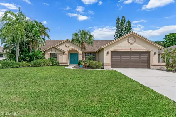 24979 Paradise Road, Bonita Springs, FL 34135