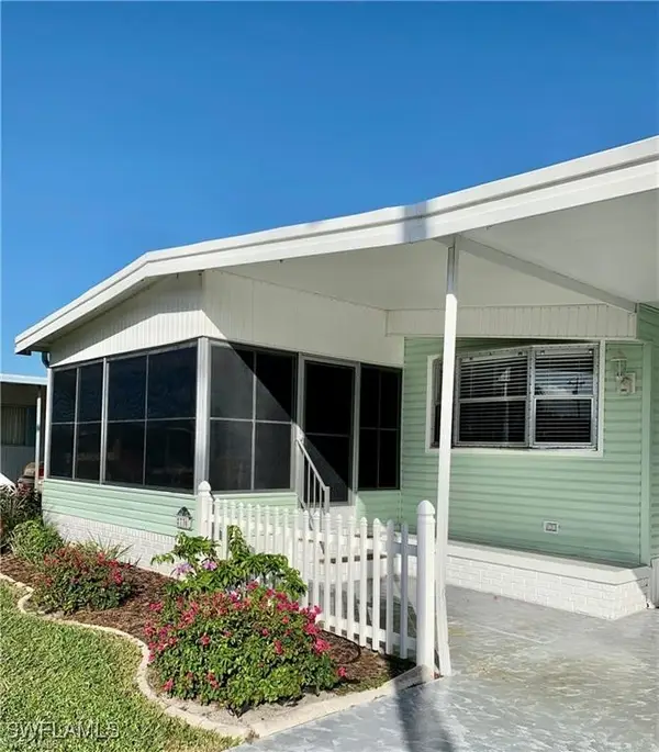 736 Knotty Pine Circle, North Fort Myers, FL 33917