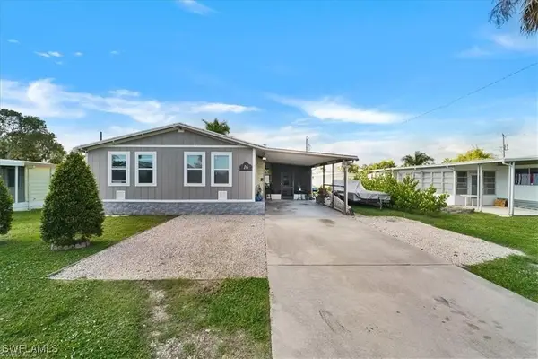 16 Derhenson Drive, Naples, FL 34114