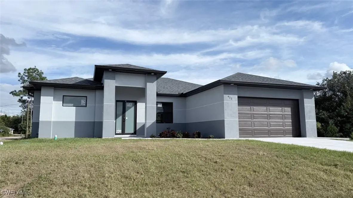 922 Richmond Avenue N, Lehigh Acres, FL 33972 - Image #1