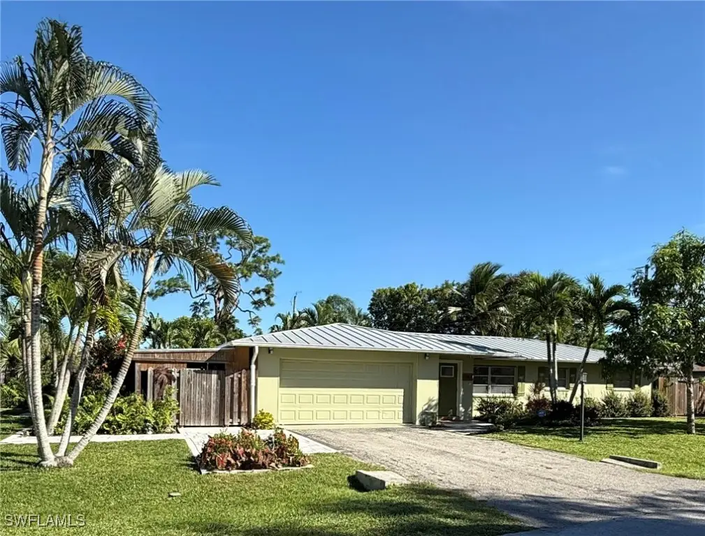 702 E Valley Drive, Bonita Springs, FL 34134 - Image #1