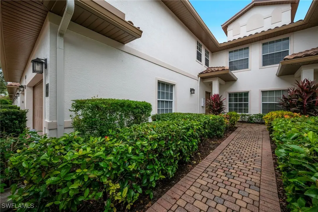 8161 Saratoga Drive #1401, Naples, FL 34113 - Image #1