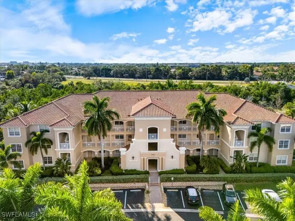 14981 Reflection Key Circle #322, Fort Myers, FL 33907