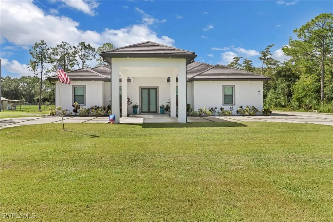 62 35th Avenue Ne, Naples, FL 34120 - Image #1