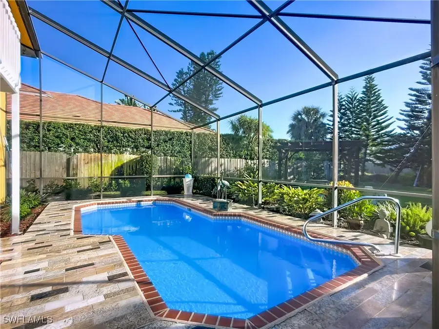 10242 Vanderbilt Drive, Naples, FL 34108 - Image #3