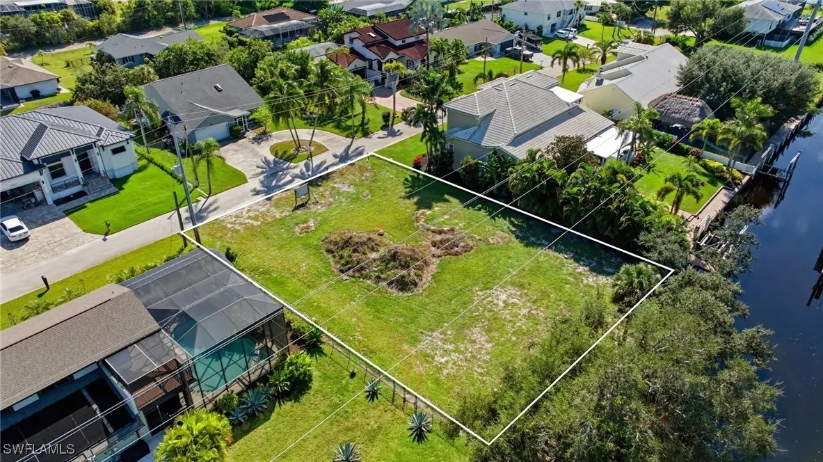 27090 Holly Lane, Bonita Springs, FL 34135 - Image #1