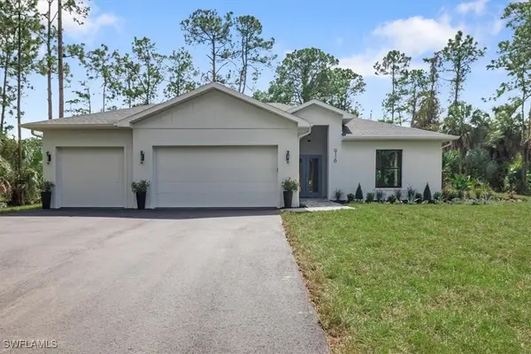 916 22nd Avenue Ne, Naples, FL 34120