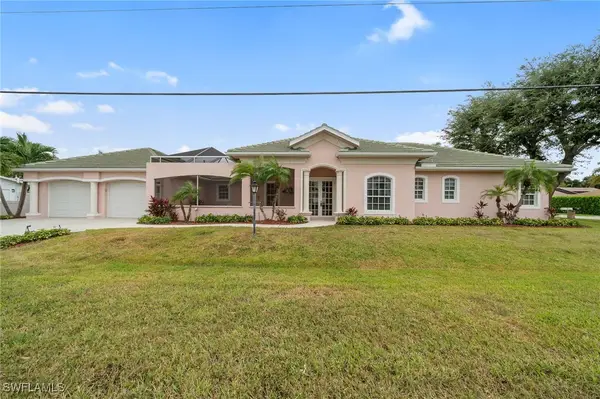 798 97th Avenue N, Naples, FL 34108