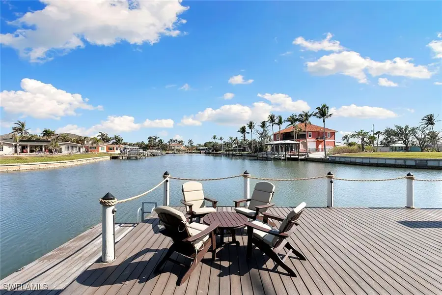 7 Glenview Manor Drive, Fort Myers Beach, FL 33931 - Image #2