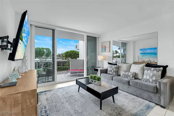 140 Seaview Court #204S, Marco Island, FL 34145