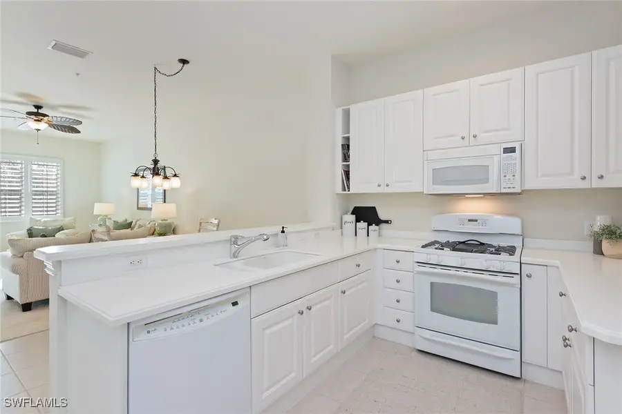 9224 Campanile Circle #202, Naples, FL 34114 - Image #3