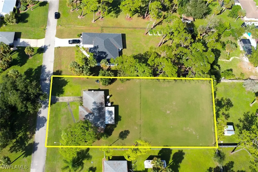 204 Lake Avenue, Lehigh Acres, FL 33936 - Image #1