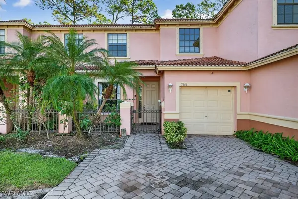 7666 Bristol Circle, Naples, FL 34120