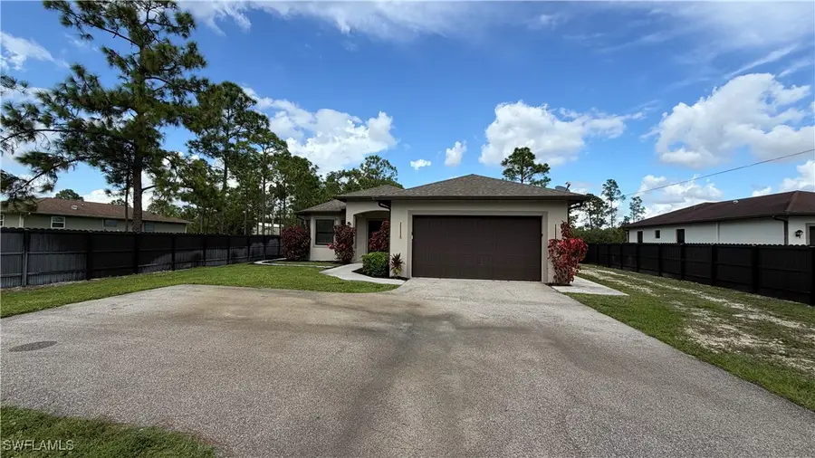 2725 56th Avenue Ne, Naples, FL 34120 - Image #3