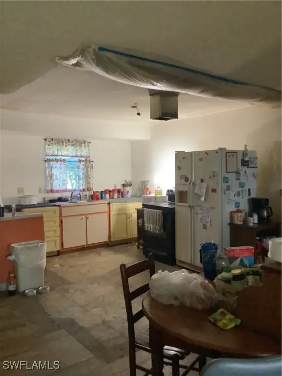 4528 SW 26 Avenue, Naples, FL 34116