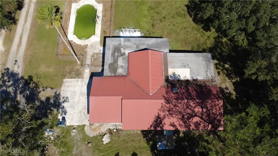 5902 Thonotosossa Road, Plant City, FL 33565 - Image #3