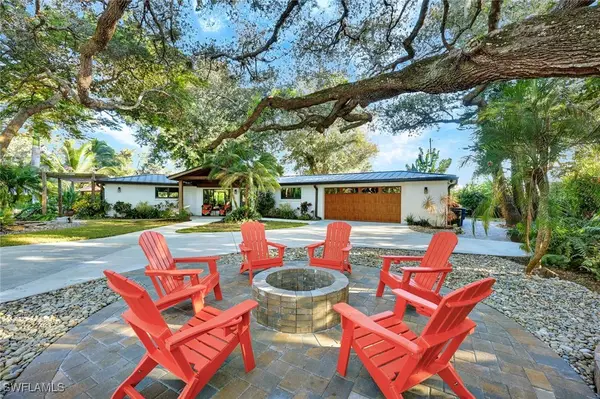 9856 Tonya Court, Bonita Springs, FL 34135