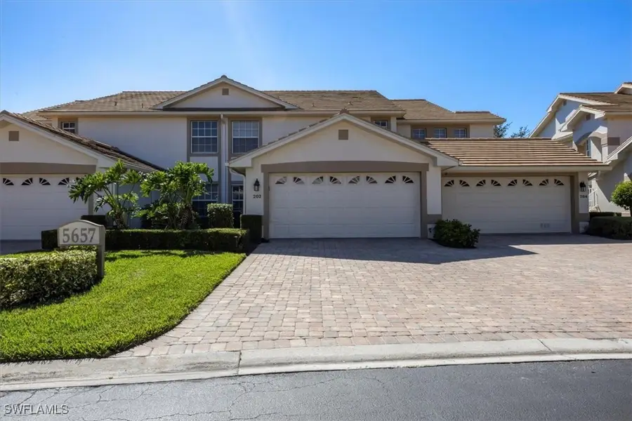 5657 Whisperwood Boulevard #202, Naples, FL 34110 - Image #2