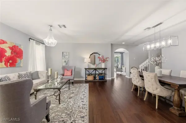 2004 Par Drive, Naples, FL 34120