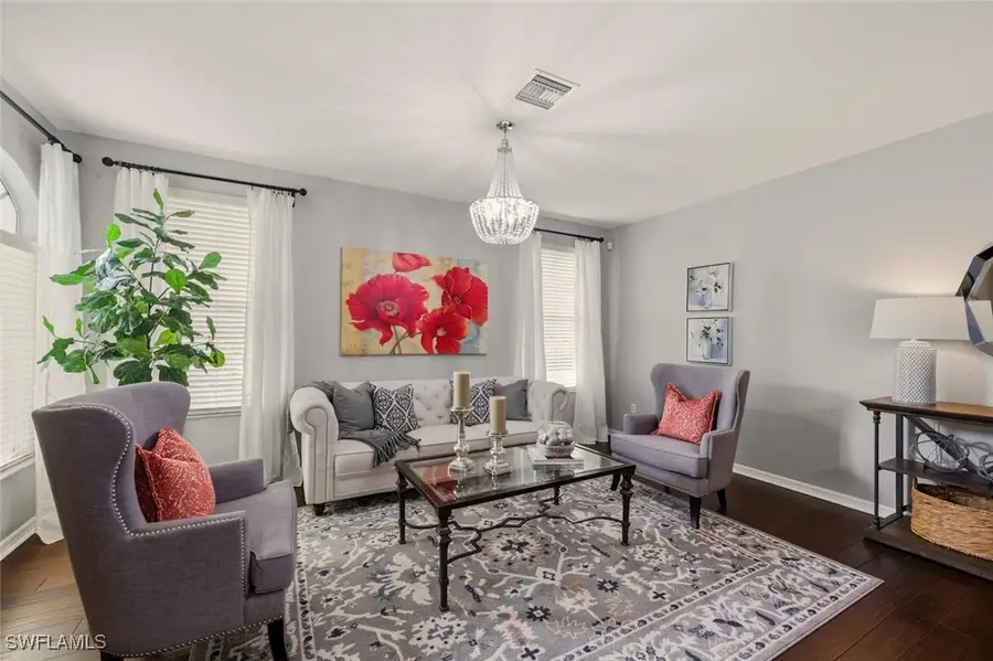 2004 Par Drive, Naples, FL 34120 - Image #2