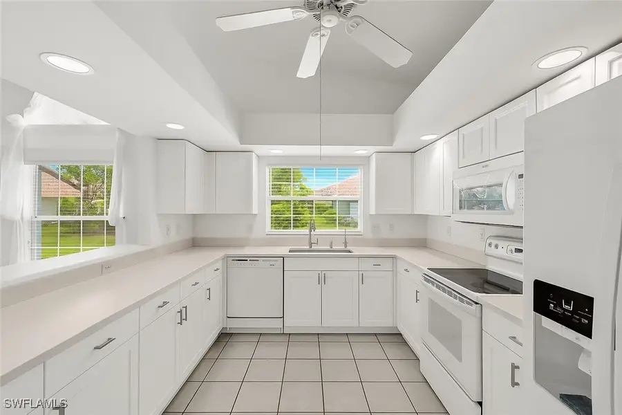 347 Melrose Place #19, Naples, FL 34104 - Image #2