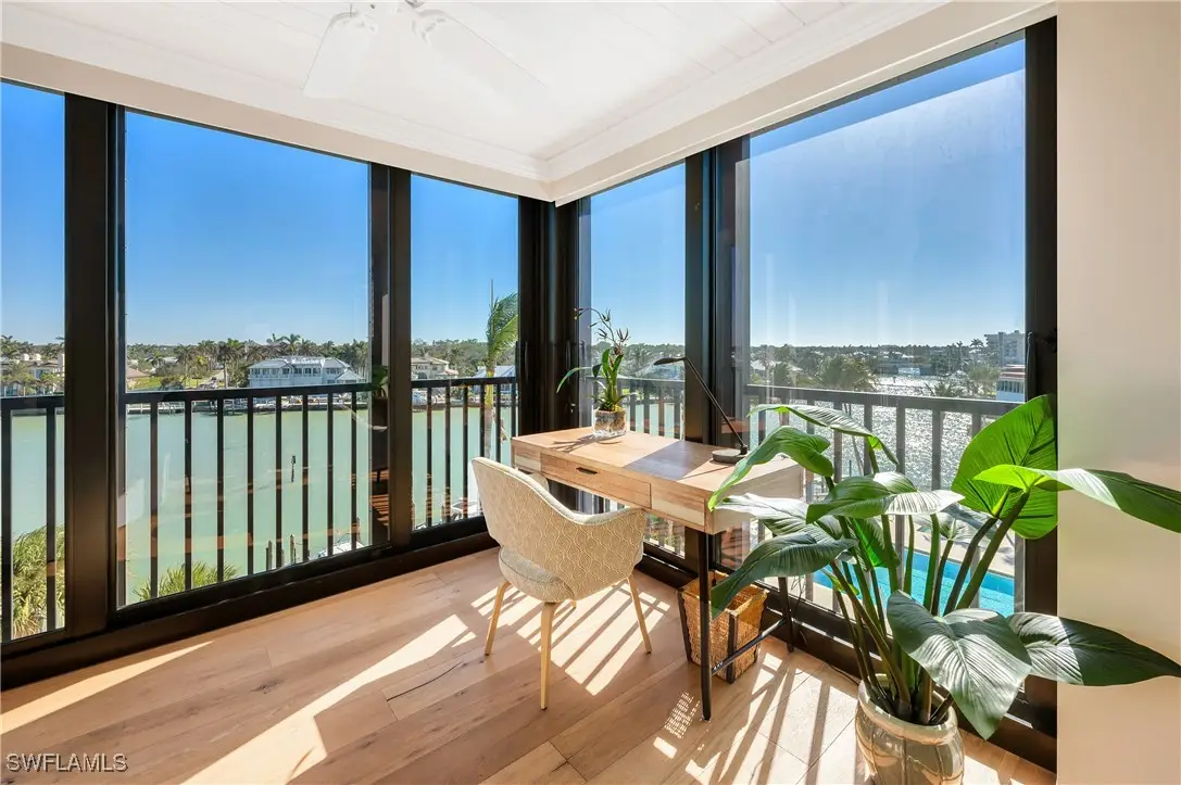 2400 Gulf Shore Boulevard N #501, Naples, FL 34103 - Image #1