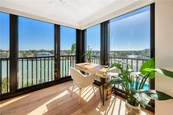 2400 Gulf Shore Boulevard N #501, Naples, FL 34103