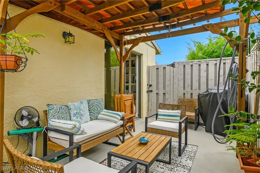 5266 Cedarbend Drive #1, Fort Myers, FL 33919 - Image #3