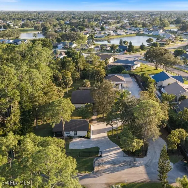 5501 Cynthia Lane, Naples, FL 34112 - Image #3